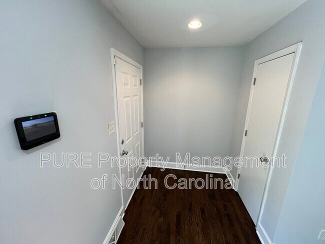 Building Photo - 314 Scottridge Dr