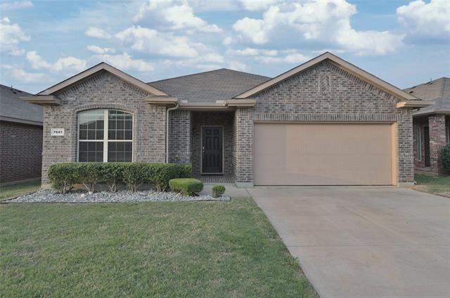 Foto principal - 7041 Seton Hall Dr