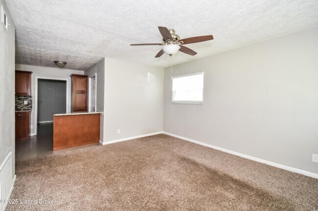 Building Photo - 4809 Granada Dr