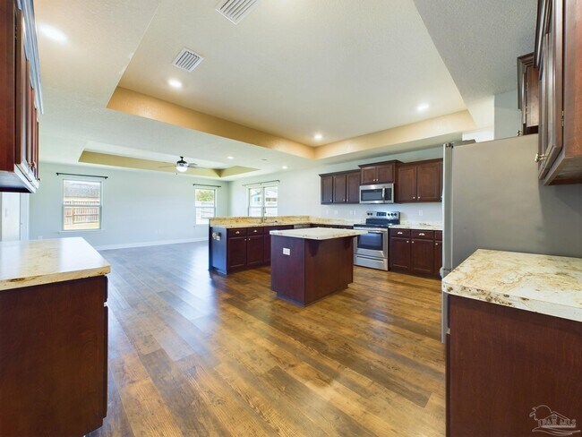 Foto del edificio - 5726 Marigold Loop