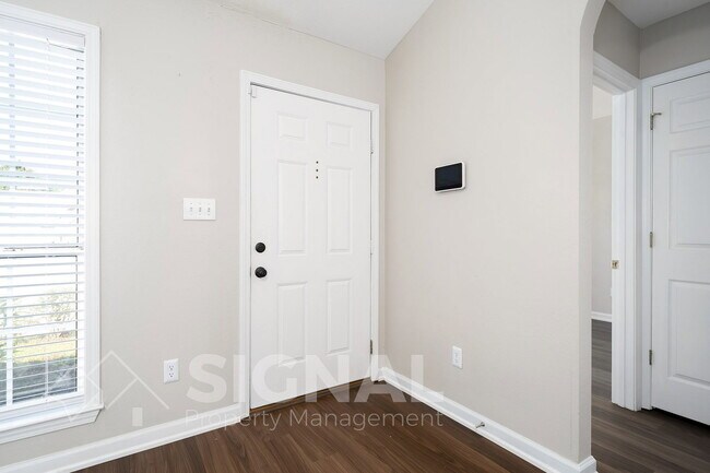 Building Photo - 2036 Chandalar Ct