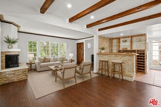 Building Photo - 11241 Peach Grove St
