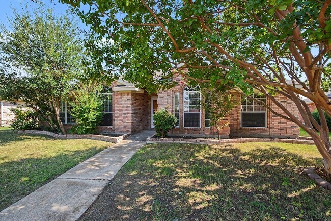 Foto del edificio - 1306 Woodmont Dr