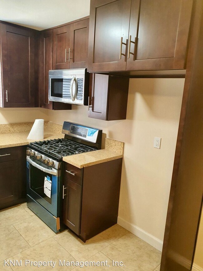 Building Photo - 4 br, 2 bath House - 12 Paradise Valley S