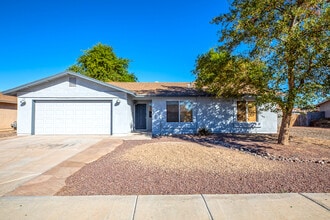Building Photo - 6146 E 41st Pl