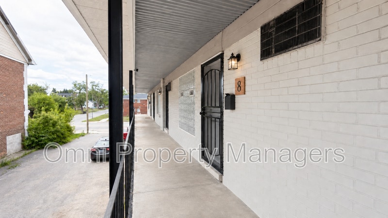 Building Photo - 11360 Wyoming Ave