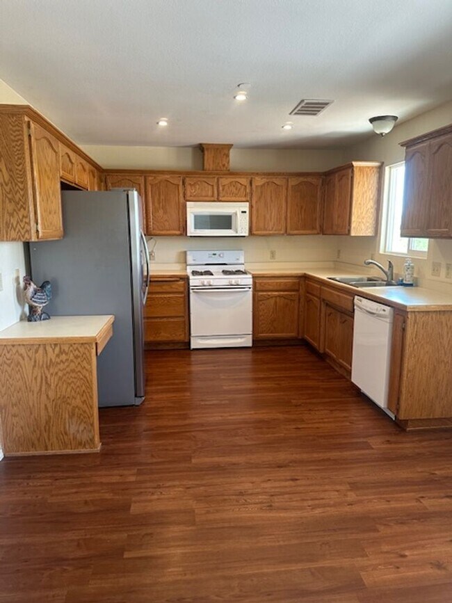 Foto del edificio - 2 Bedroom 2  Bathrooms