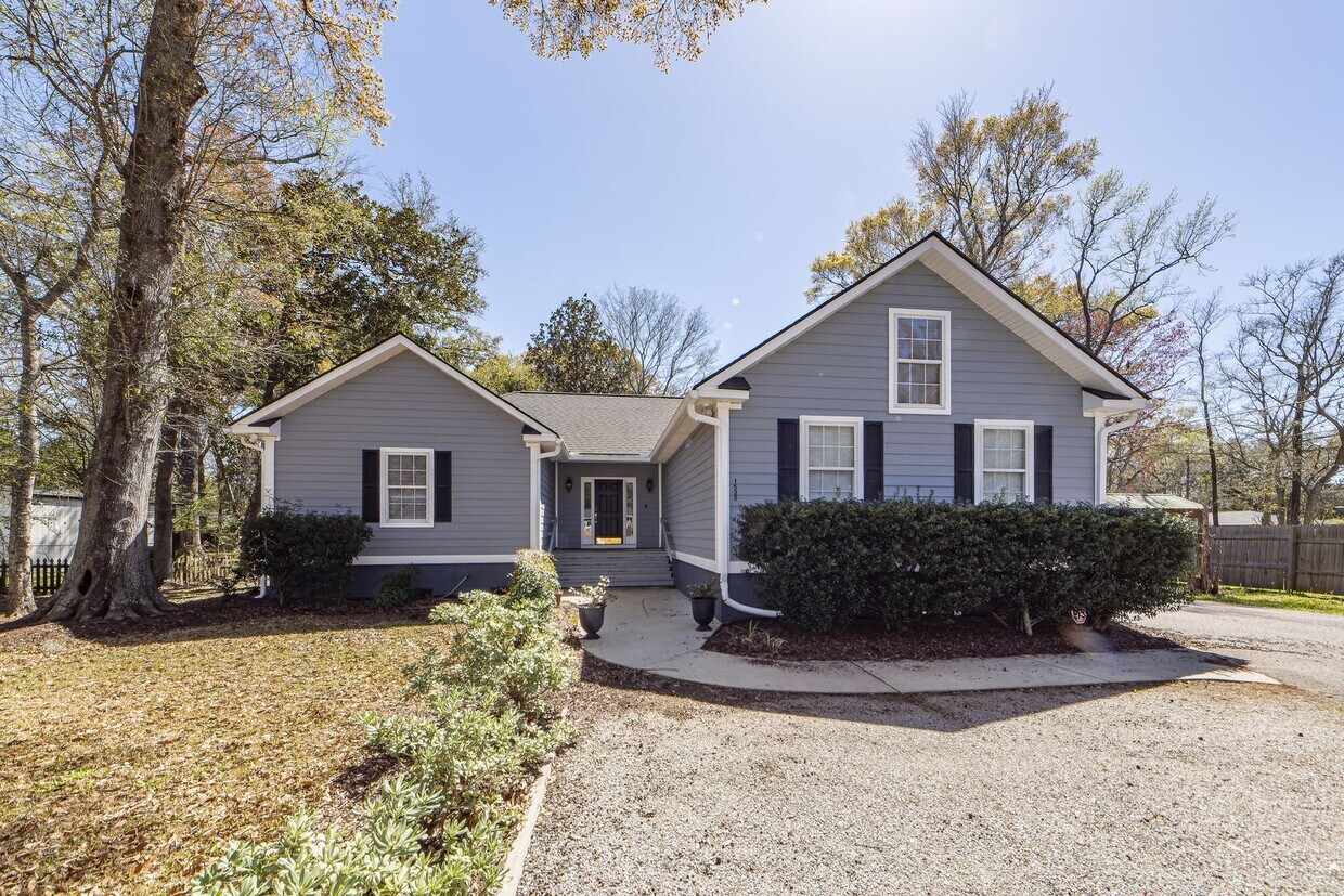 1535 Shandon St, Charleston, SC 29412 House Rental in Charleston, SC