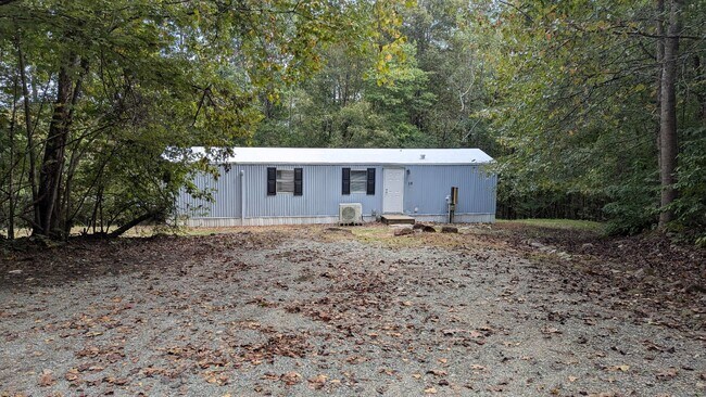 Building Photo - Snow Camp