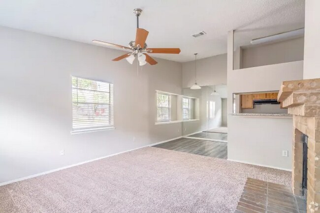 Foto del edificio - Get 50% Off Your First Month – Move In & S...