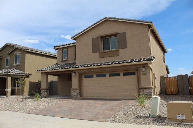 Foto del edificio - "Spacious 4-Bedroom with 2.5 Baths availab...