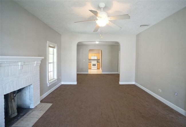 Foto del edificio - 511 N Bradford Ave