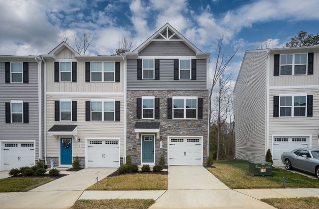 Building Photo - 7263 Congressional Cir