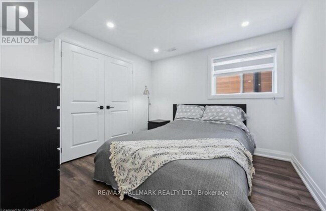 Photo du bâtiment - 110 Blair Creek Dr