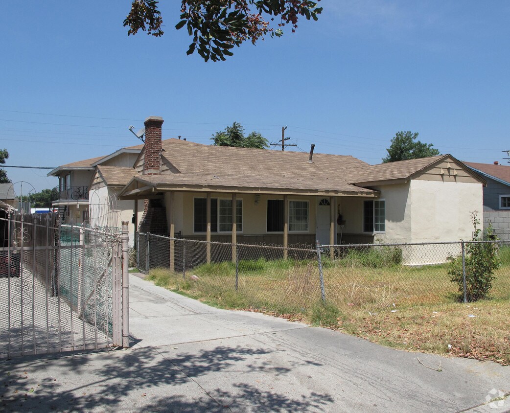 4111 & 4113 Shirley Ave, El