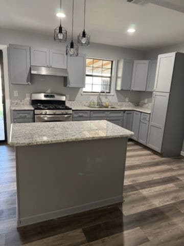 Building Photo - 6919 Biscayne Dr