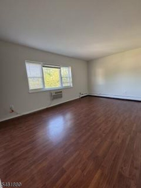 Building Photo - 270 Bloomfield Ave