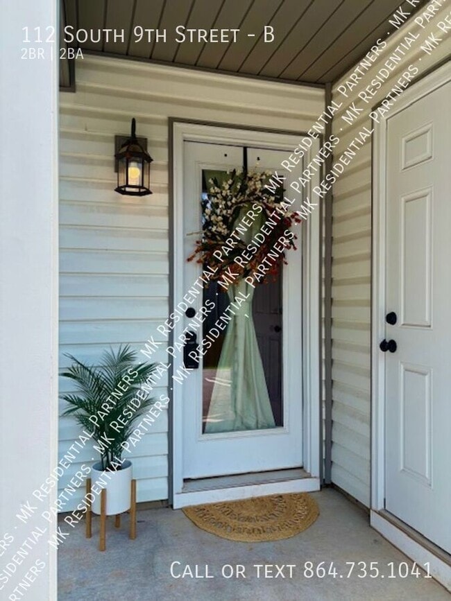 Building Photo - 112 S 9th St