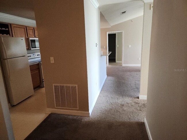 Building Photo - 18271 Bridle Club Dr