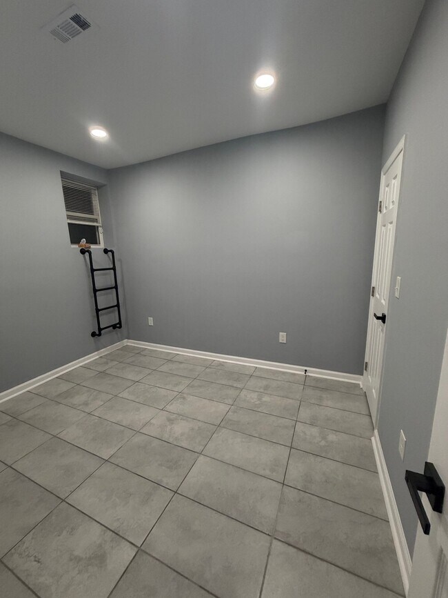 Foto del edificio - 1623 E Lanvale St