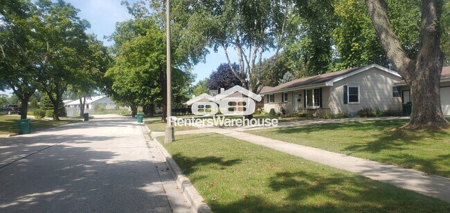 Foto del edificio - N86W6314 Brookdale Dr