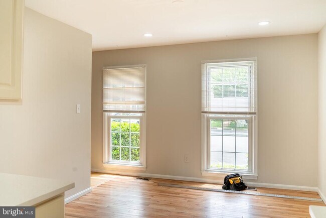 Foto del edificio - 3970 Bradwater St