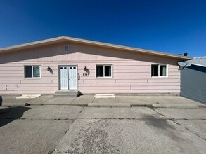 Building Photo - 2320 W Foothills Dr