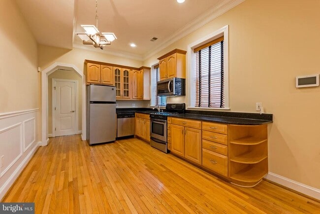 Foto del edificio - 45 R St NW