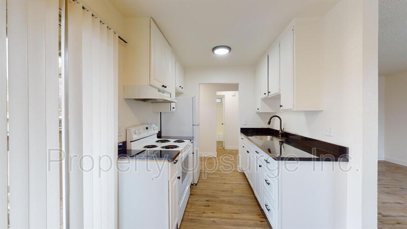 Foto principal - 1832 Parallel St