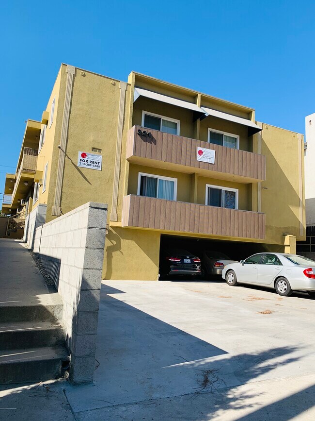 Building Photo - 321 S Harvard Blvd