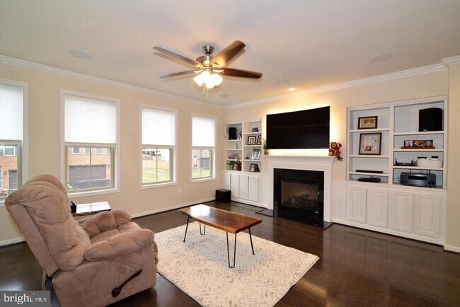 Foto del edificio - 6836 William White Way