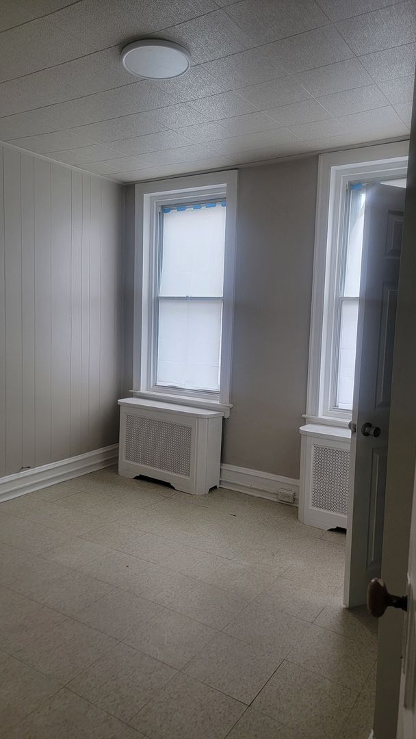 Foto del edificio - 1464 N 62nd St