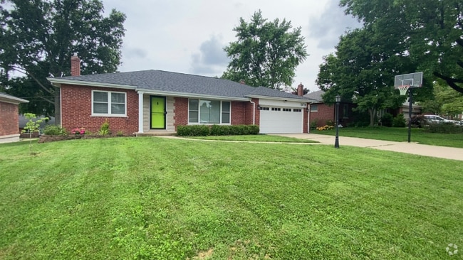 Building Photo - 10718 Charrette Dr