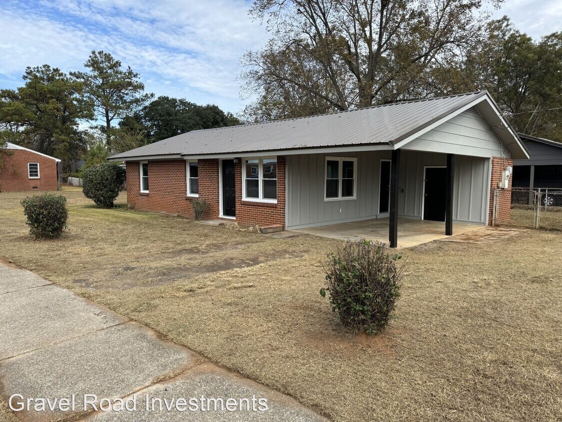 3 br, 1 bath House 2103 Martin Luther Ki... House Rental in