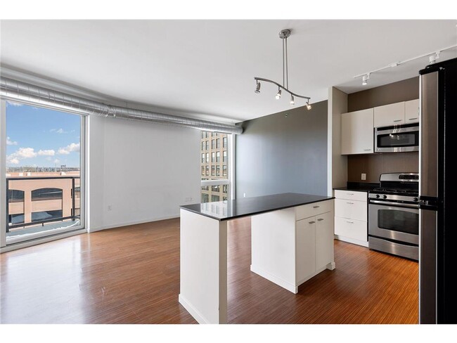 Foto del edificio - 915 N Washington Ave