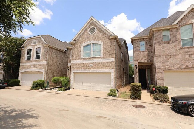 Foto del edificio - 10022 Holly Chase Dr