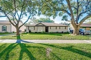 Foto principal - 12415 Nova Dr