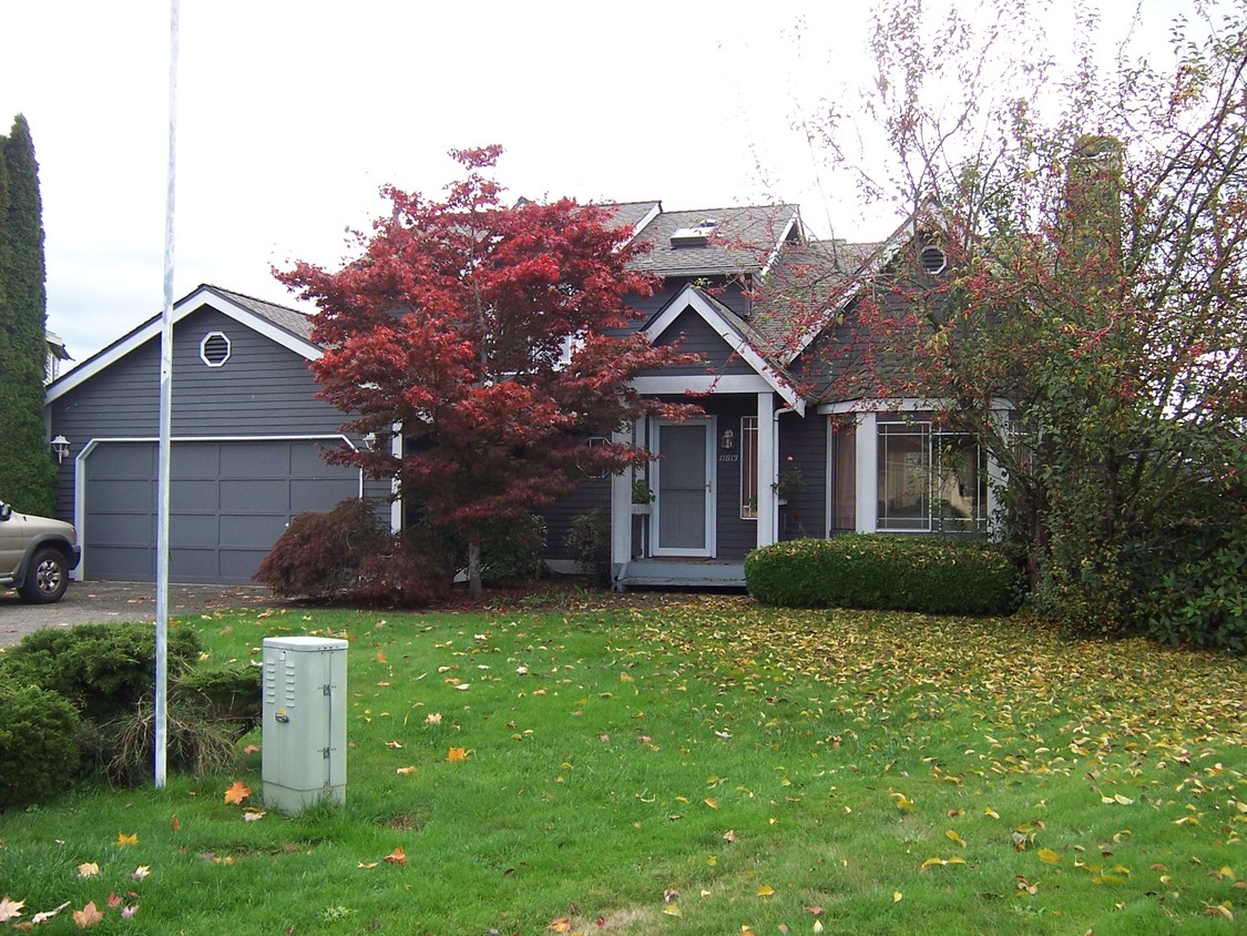 Primary Photo - 11813 SE 256th Pl