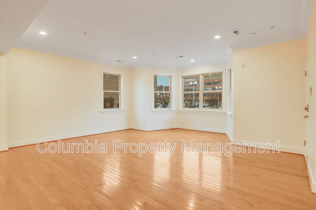 Building Photo - 442 Oakdale Pl NW