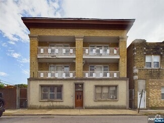 Building Photo - 415 Dodd St