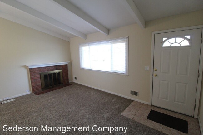 Building Photo - 3 br, 1 bath House - 5707 W 75TH TERR