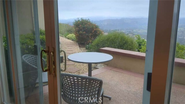 Foto del edificio - 3335 Red Mountain Heights Dr