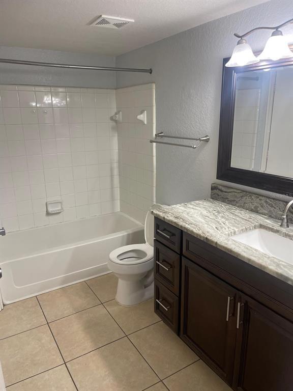 Building Photo - 2218 Grand Cayman Ct