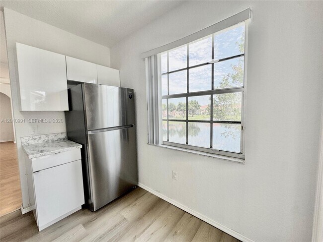 Foto del edificio - 2311 Belmont Ln