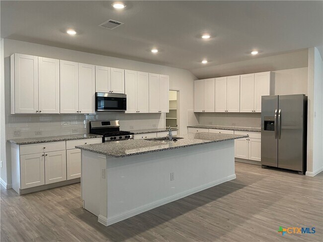 Foto del edificio - 447 Butterfly Bush Ct