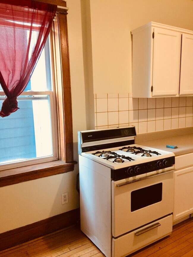 Foto del edificio - 1711 W Foster Ave