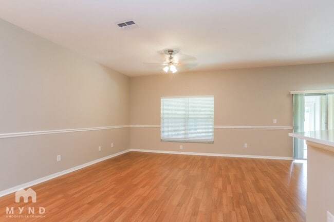 Building Photo - 713 Parsons Pointe St