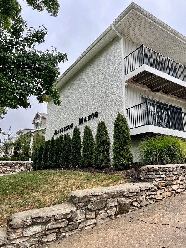 Foto principal - 4515 Jefferson St