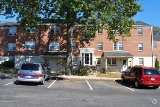 Building Photo - 6208 Baker Cir