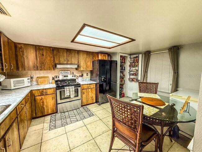 Foto del edificio - 35058 Whispering Oaks Blvd